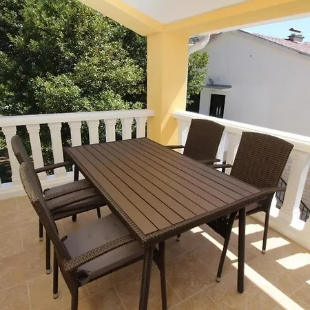 Apartman Nette In Mit Eigenem Balkon